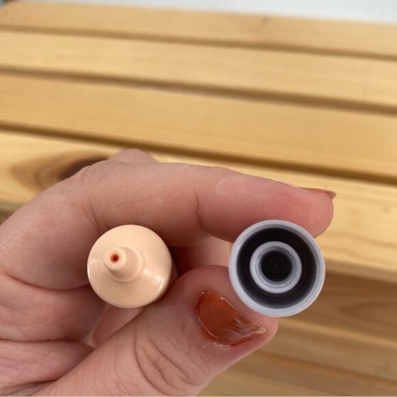 Fenty Skin Beauty Watch Ya Tone Niacinamide Dark Spot Serum Travel Size - Picture 4 of 5